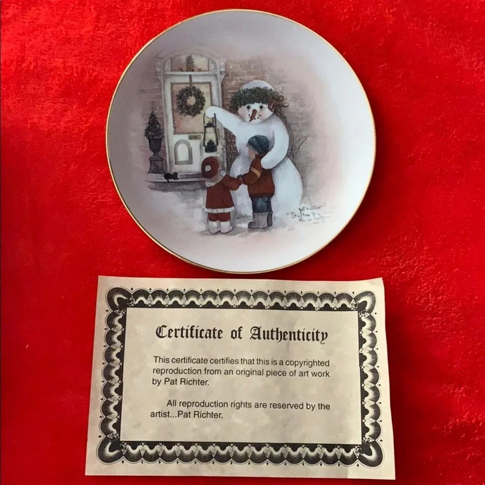 Pat Richter Snowman Plate. NIB